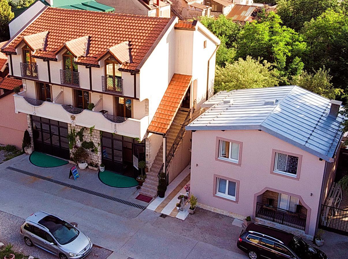 Apartments Aleksandra Cetinje Extérieur photo